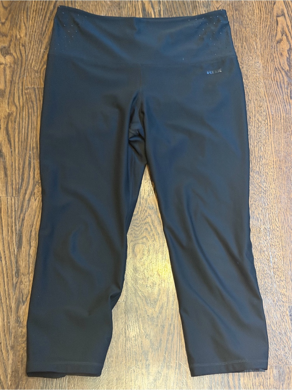 Women’s Black Athletic Capri Pants